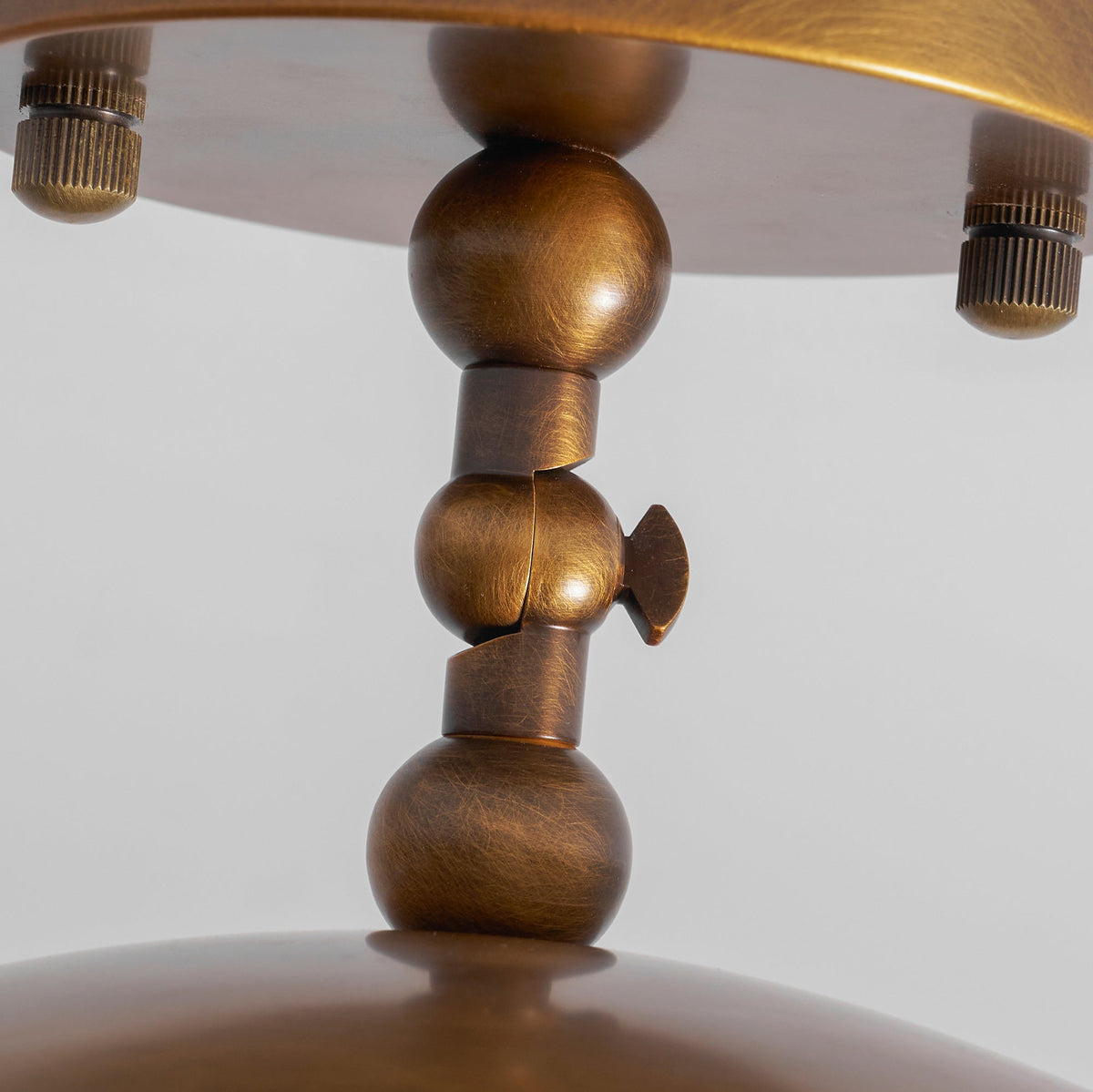 Plafondlamp met Glazen Kap en Messing Afwerking 25,5 cm Luxe Sierverlichting voor Hal Gang en Woonkamer | Sansoti