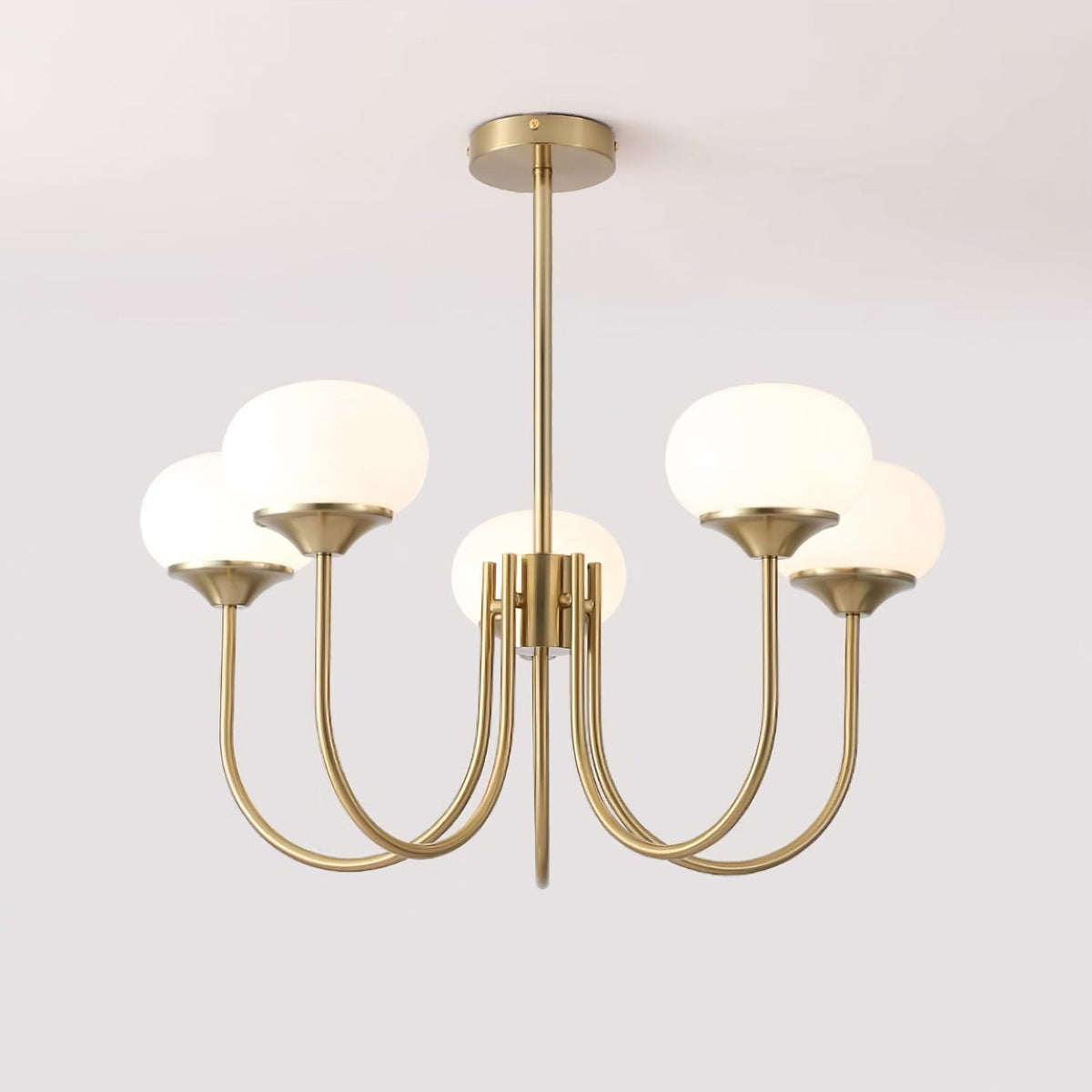 Glas Kronleuchter mit rosa, weißen oder cremefarbenen Kugeln und goldenem oder chromfarbenem Gestell, moderner Design-Kronleuchter mit 3 oder 5 Lichtpunkten für Wohnzimmer und Esszimmer | Sansoti