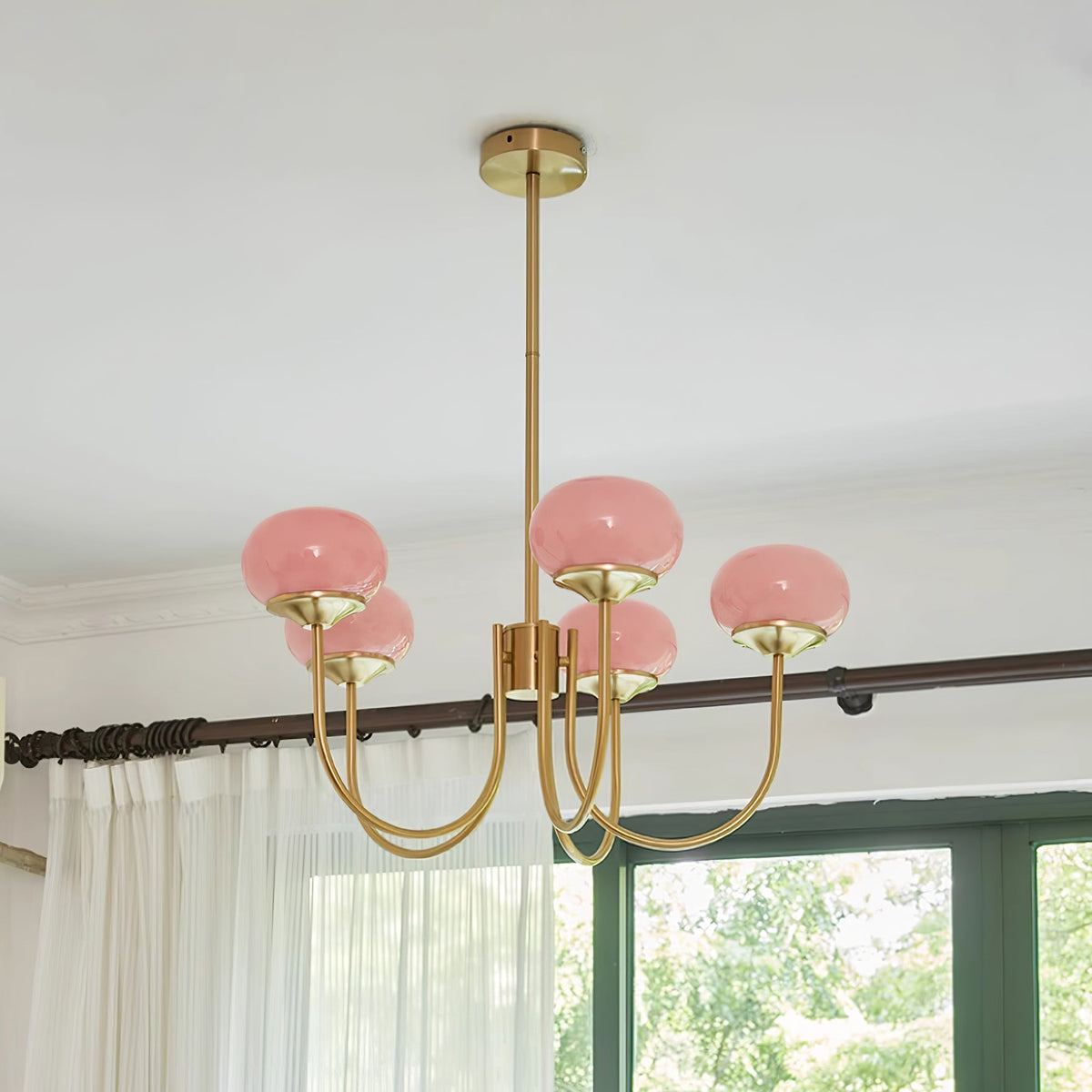 Glas Kronleuchter mit rosa, weißen oder cremefarbenen Kugeln und goldenem oder chromfarbenem Gestell, moderner Design-Kronleuchter mit 3 oder 5 Lichtpunkten für Wohnzimmer und Esszimmer | Sansoti