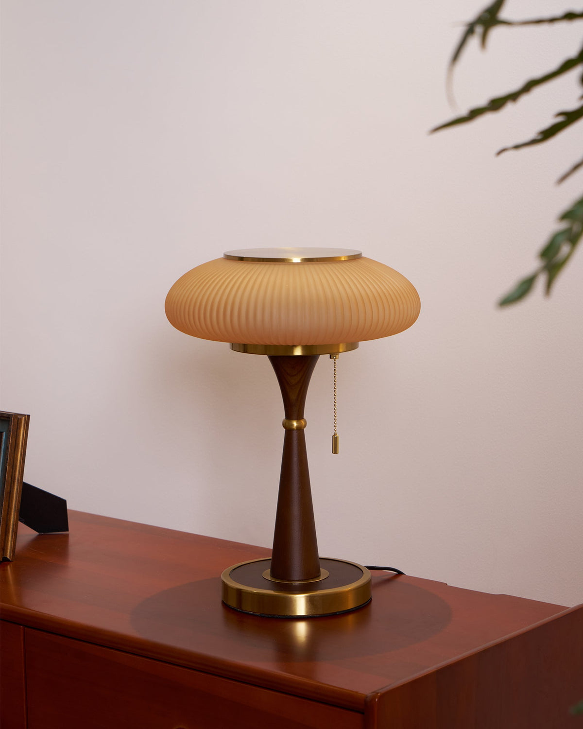Table Lamp with Mushroom Shade – Vintage Design Lighting for Desks and Nightstands | Sansoti