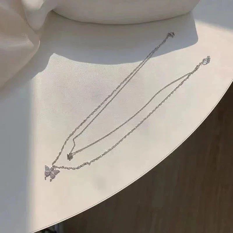 Set de bijoux superposés Argent avec pendentif papillon Cristal pour un port quotidien | Sansoti