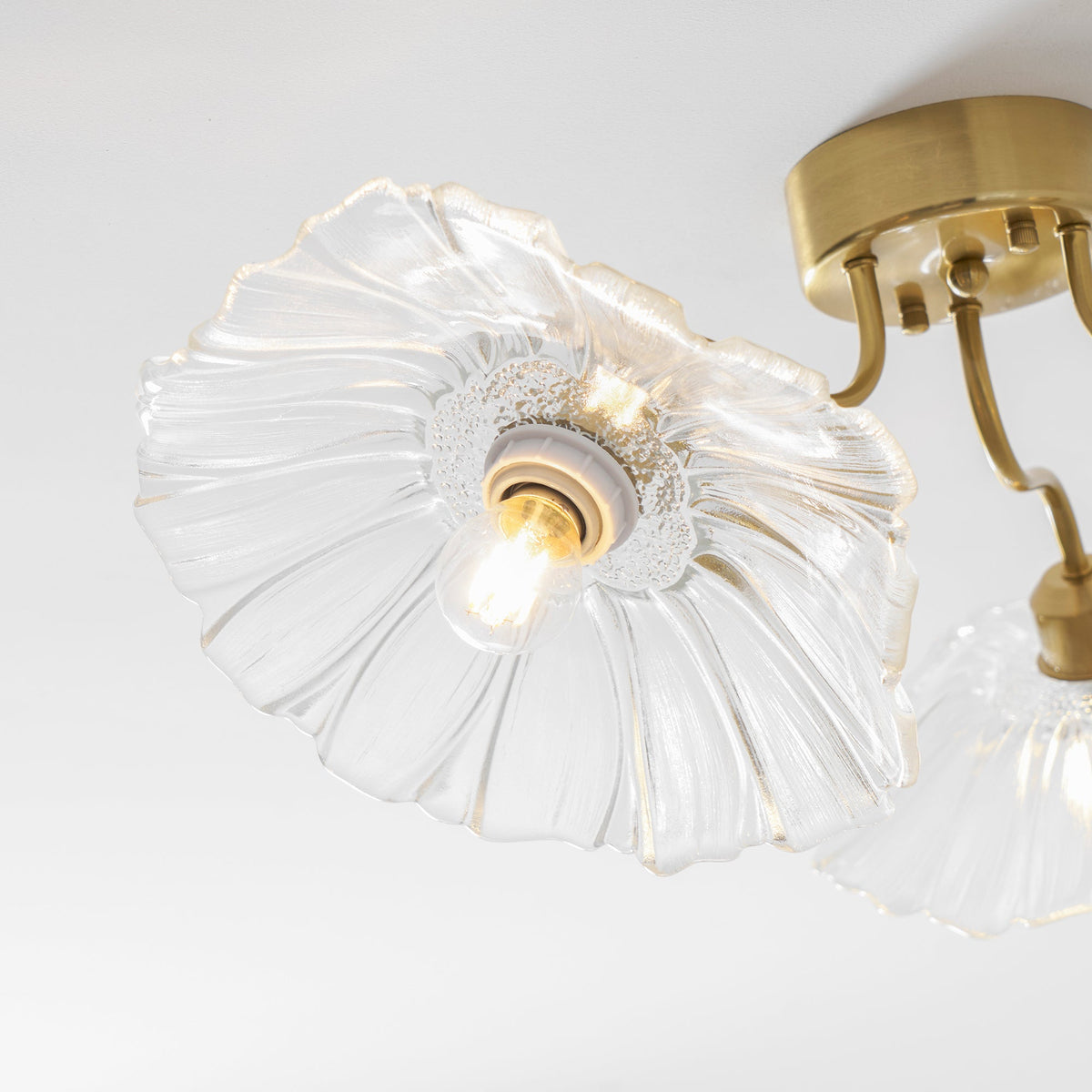 Glass Ceiling Lamp with Leaf Motif – 3, 5 or 6 Light Points – Golden Fixture with Clear or Pink Frosted Glass | Sansoti