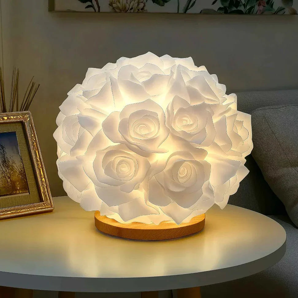 Dekorative Rosenbeleuchtung mit warmem LED-Leuchten – Künstliche Blumen Tischlampe für stimmungsvolle Wohnräume | Sansoti