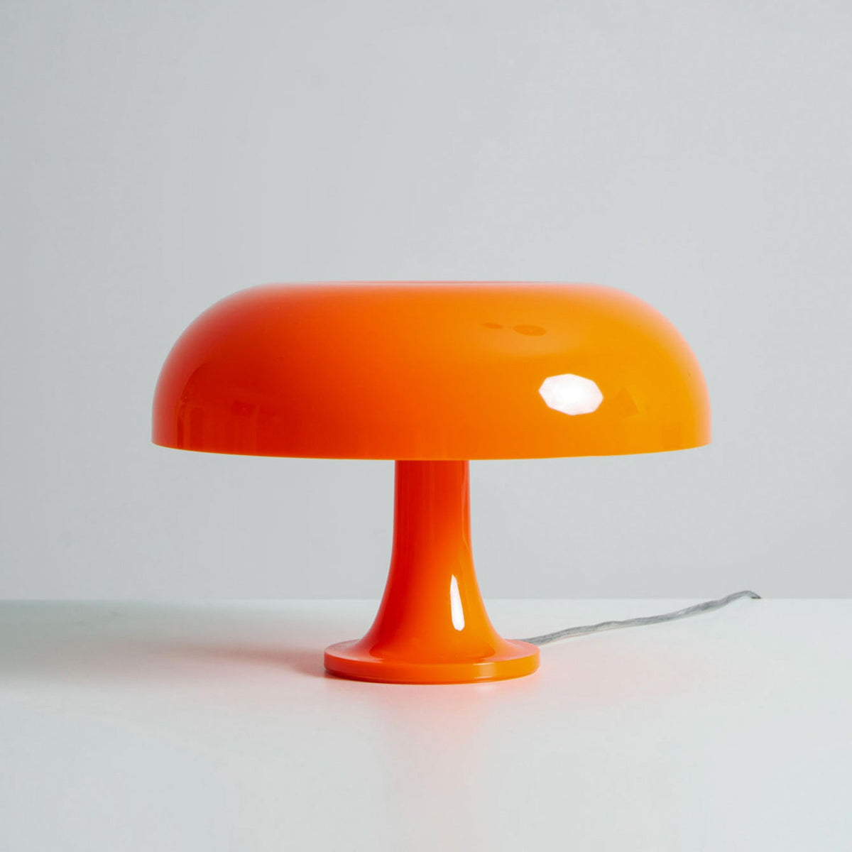 Mushroom-Shaped Table Lamp with 4 Light Sources and Dimmed Retro Atmosphere | Sansoti