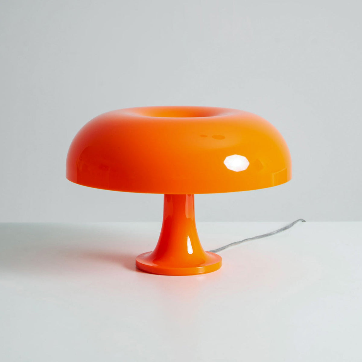 Mushroom-Shaped Table Lamp with 4 Light Sources and Dimmed Retro Atmosphere | Sansoti