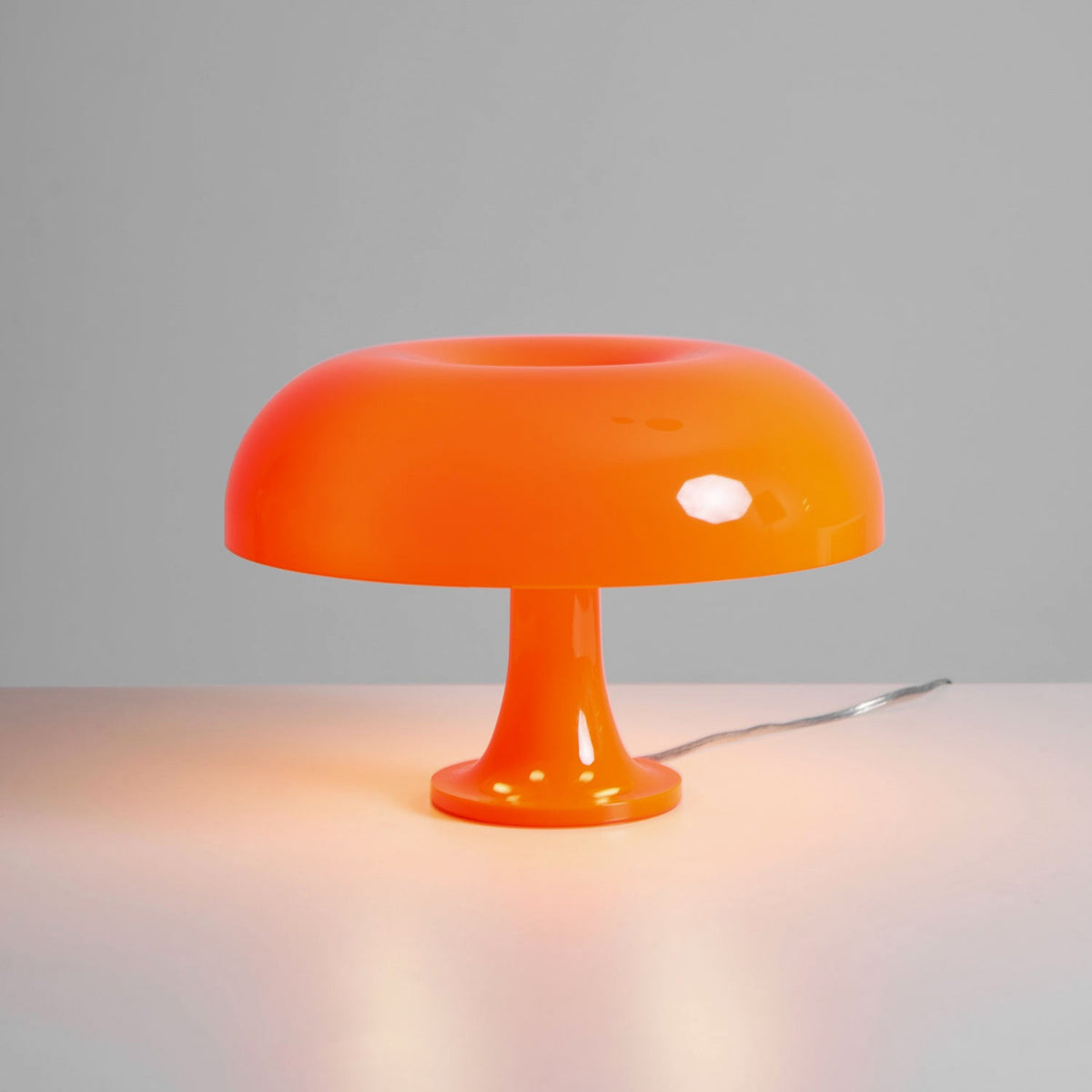 Mushroom-Shaped Table Lamp with 4 Light Sources and Dimmed Retro Atmosphere | Sansoti