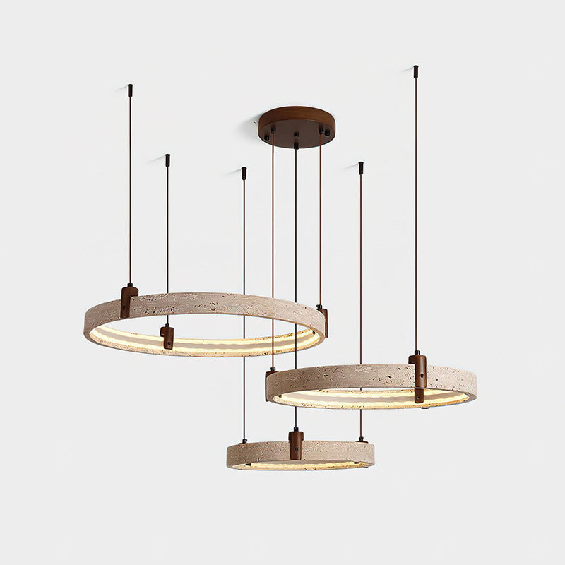 Travertin-Ring-Kronleuchter – Naturstein-Hängelampe mit Walnussholz und integrierter LED | Skandinavisches Design für Wohn- und Esszimmer | Sansoti