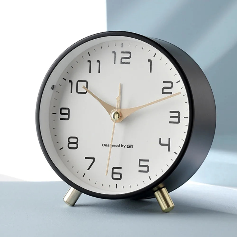 Scandinavische tafelklok, stil uurwerk, metaal en glas, voor slaapkamer en woonkamer, modern | Sansoti