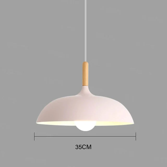 Deckenlampe mit skandinavischem Eichenakzent – warmes LED-Licht für Wohnzimmer und Schlafzimmer | Sansoti
