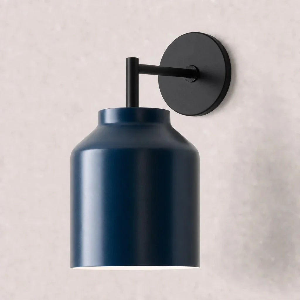 Metalen Wandlamp Minimalistisch Mat Afwerking Scandinavische Stijl Sfeerlicht voor Slaapkamer Gang Woonkamer Interieur | Sansoti