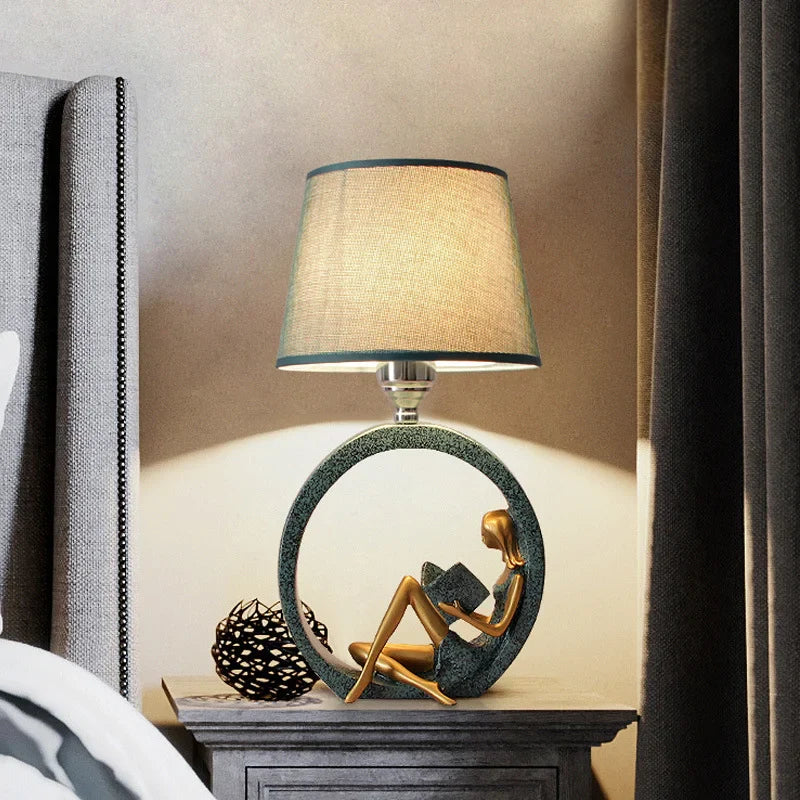 Reading lamp with Sculpture Reading Girl – Table lamp Resin & Fabric Blue – Ambient lighting Bedroom Desk Reading corner | Sansoti