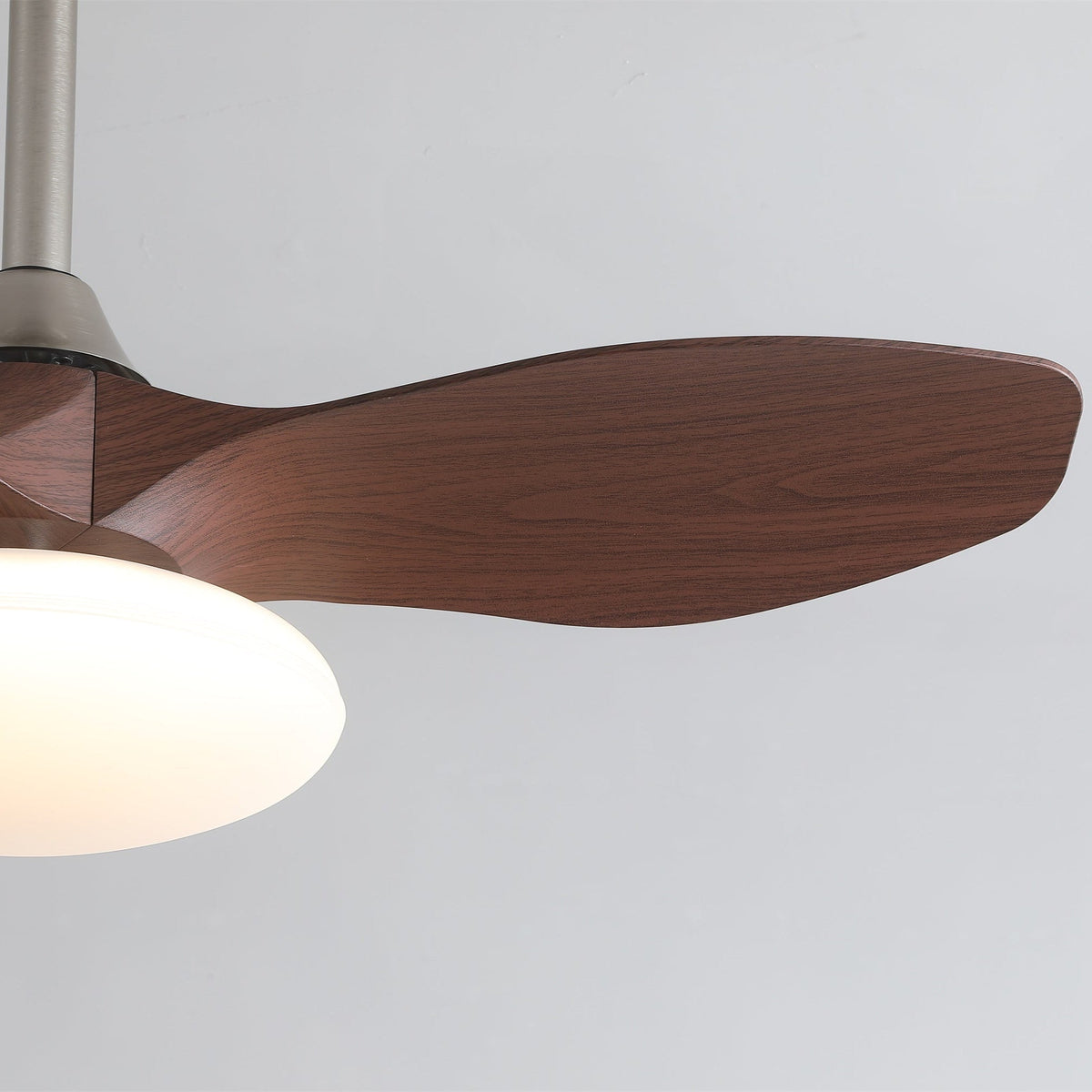 Sylvara Deckenventilator mit Beleuchtung – 80 cm – 6 Stufen – Modernes Design | Sansoti