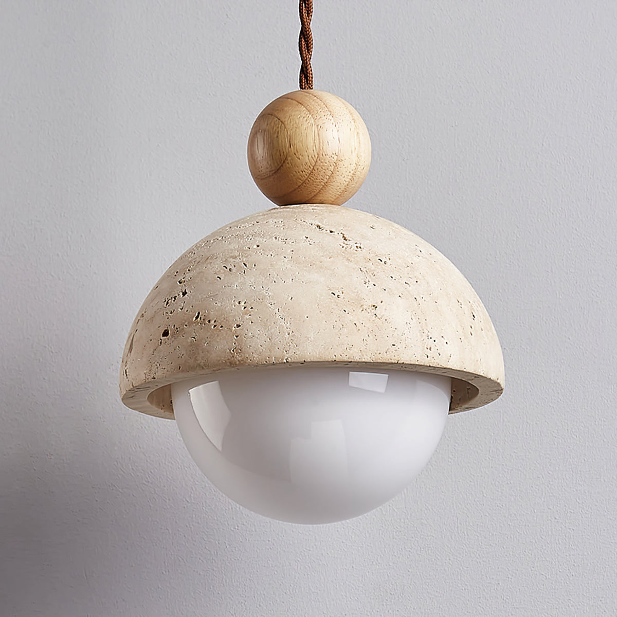 Design-Hängelampe aus Travertin und Glas – Moderne Beleuchtung mit warmem Licht | Sansoti