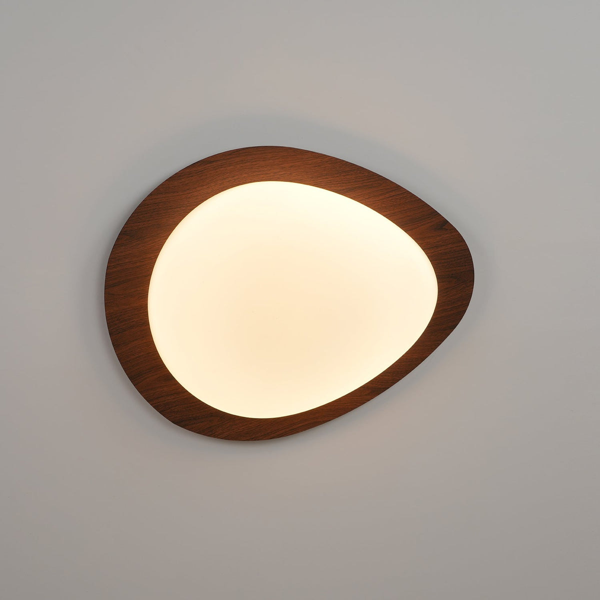 Deckenleuchte im organischen Kieseldesign mit Holzoptik, LED, Acryl und warmem Licht für Wohnzimmer und Esszimmer | Sansoti