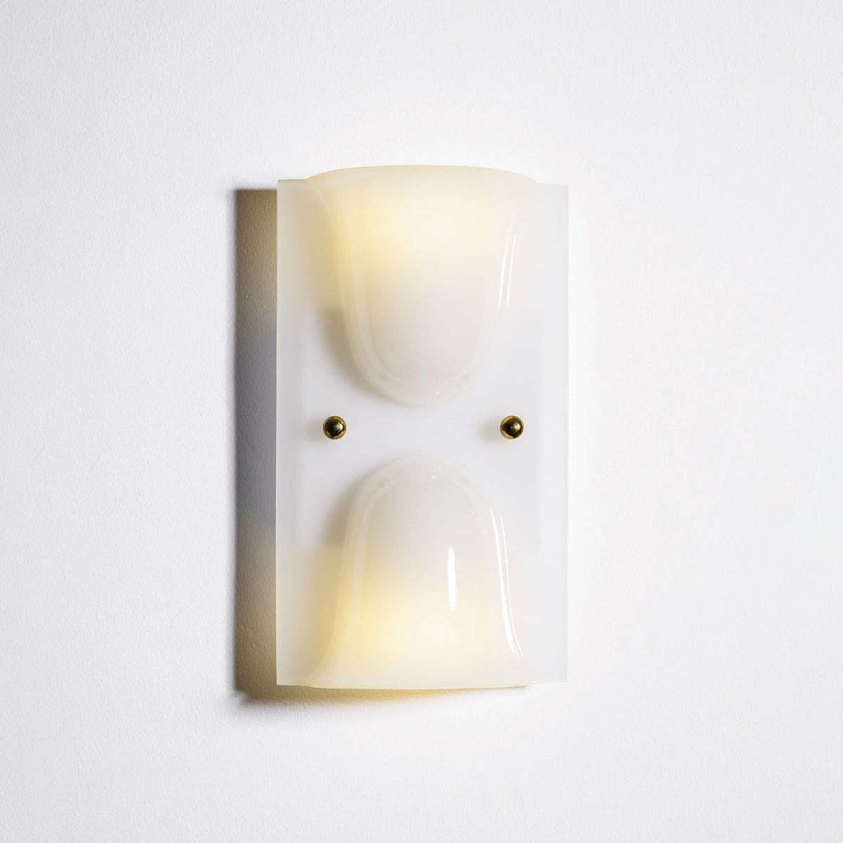 Mollo Wandlamp — Organische Hars & IJzer Wandverlichting | Sansoti
