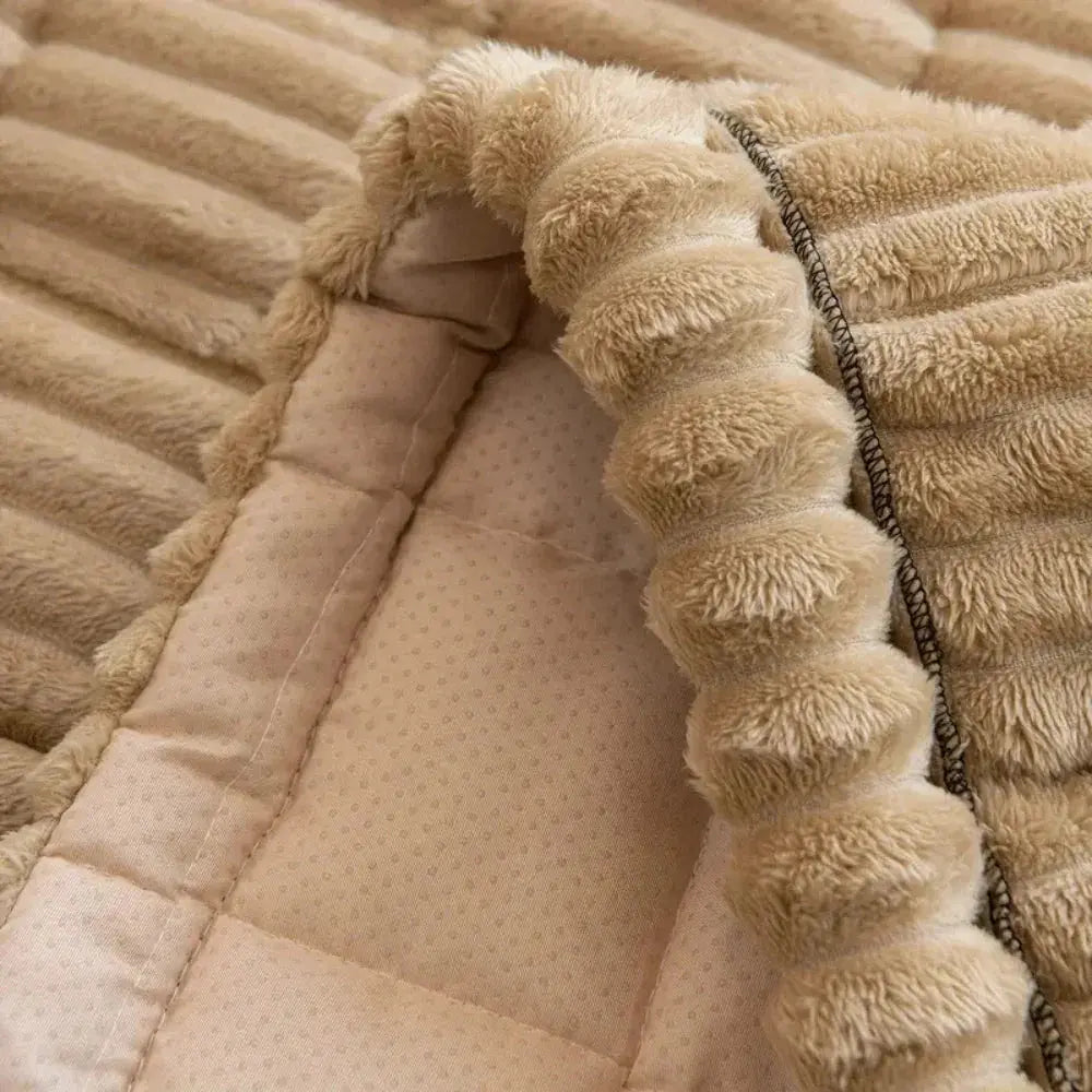 Elastische Jacquard Sofahusse mit Rüschen – Stretchstoff für 3-Sitzer Sofa und Sessel | Sansoti