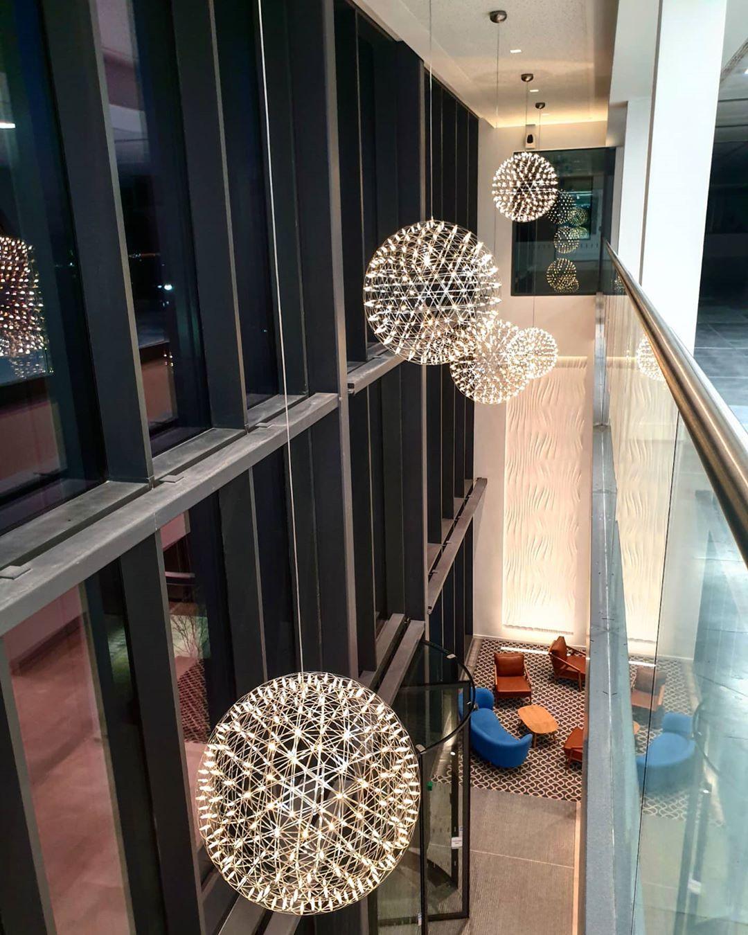LED Pendant Lamp Silver Globe Ambient Lighting Modern Light Globe with Dimmable Light Points Transparent Crystal Globe Decorative Scandinavian Warm White Industrial Design Interior Lamp | Sansoti