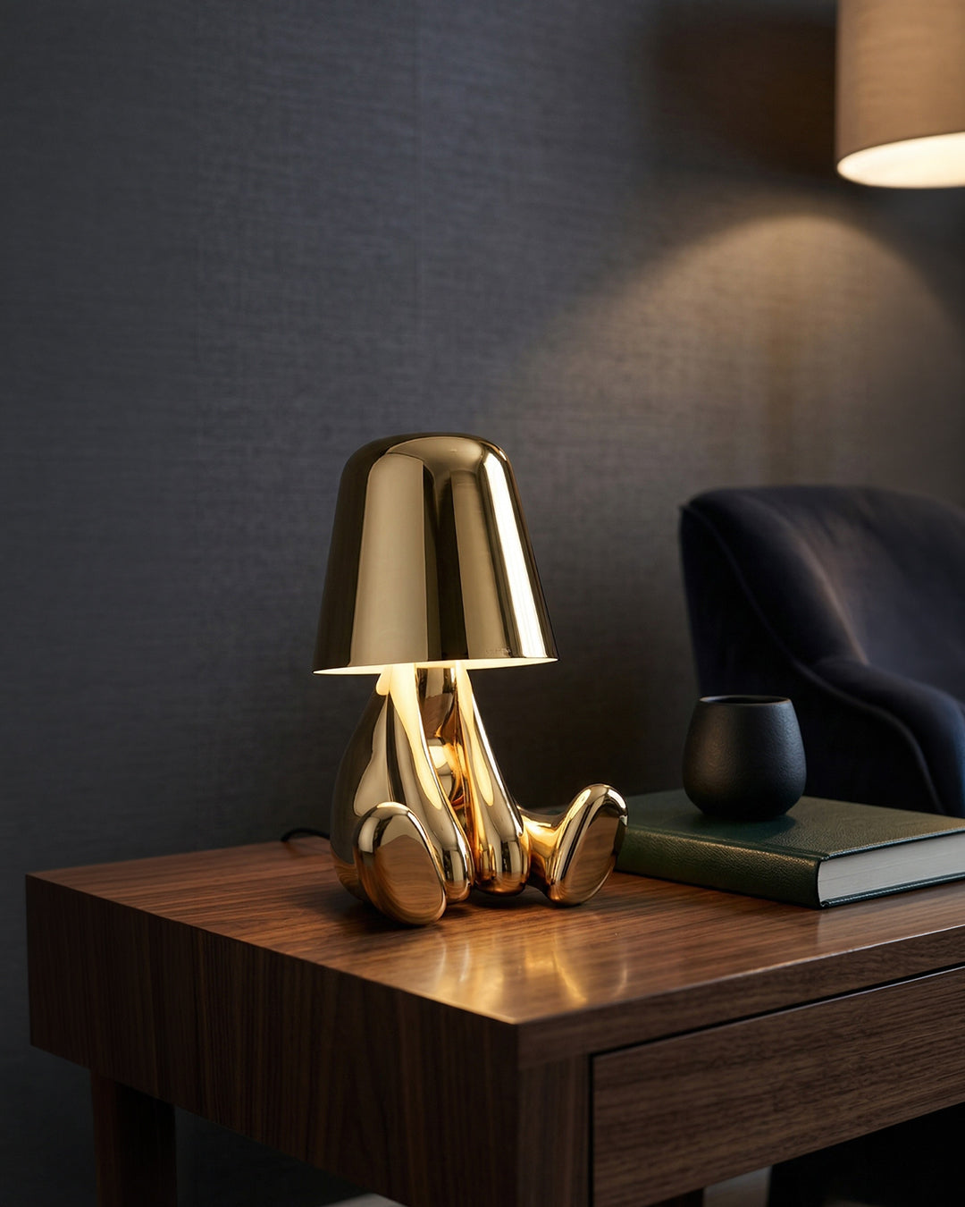 Lampe de table en métal sculpture figure lumière d’ambiance tactile dimmable LED veilleuse or argent design moderne décoratif | Sansoti