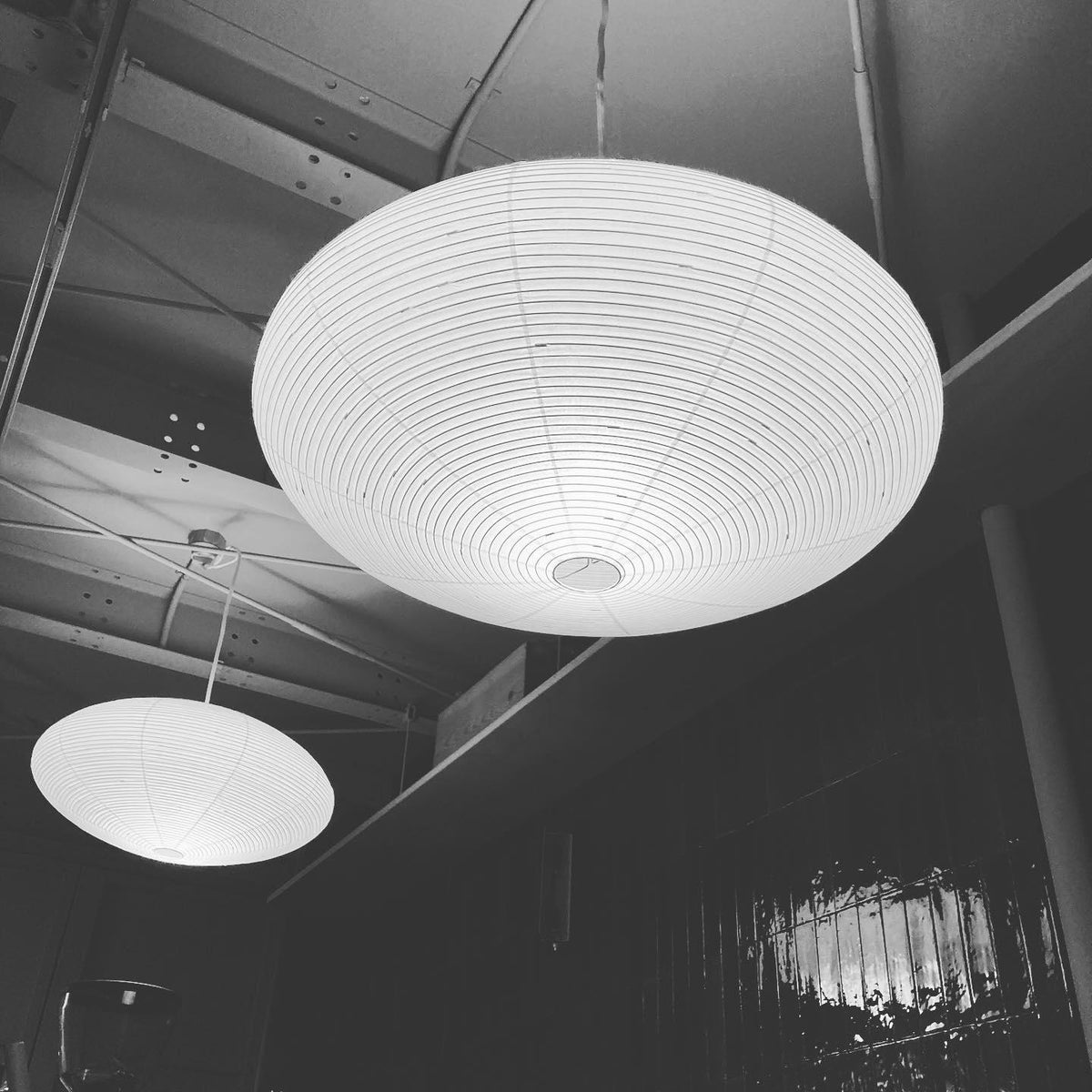 Handgefertigte Washi-Papier-Hängeleuchte – japanisches Design mit E26/E27-Fassung – sanfte Beleuchtung für Wohnzimmer, Schlafzimmer und Esszimmer – inklusive Montagehaken | Sansoti