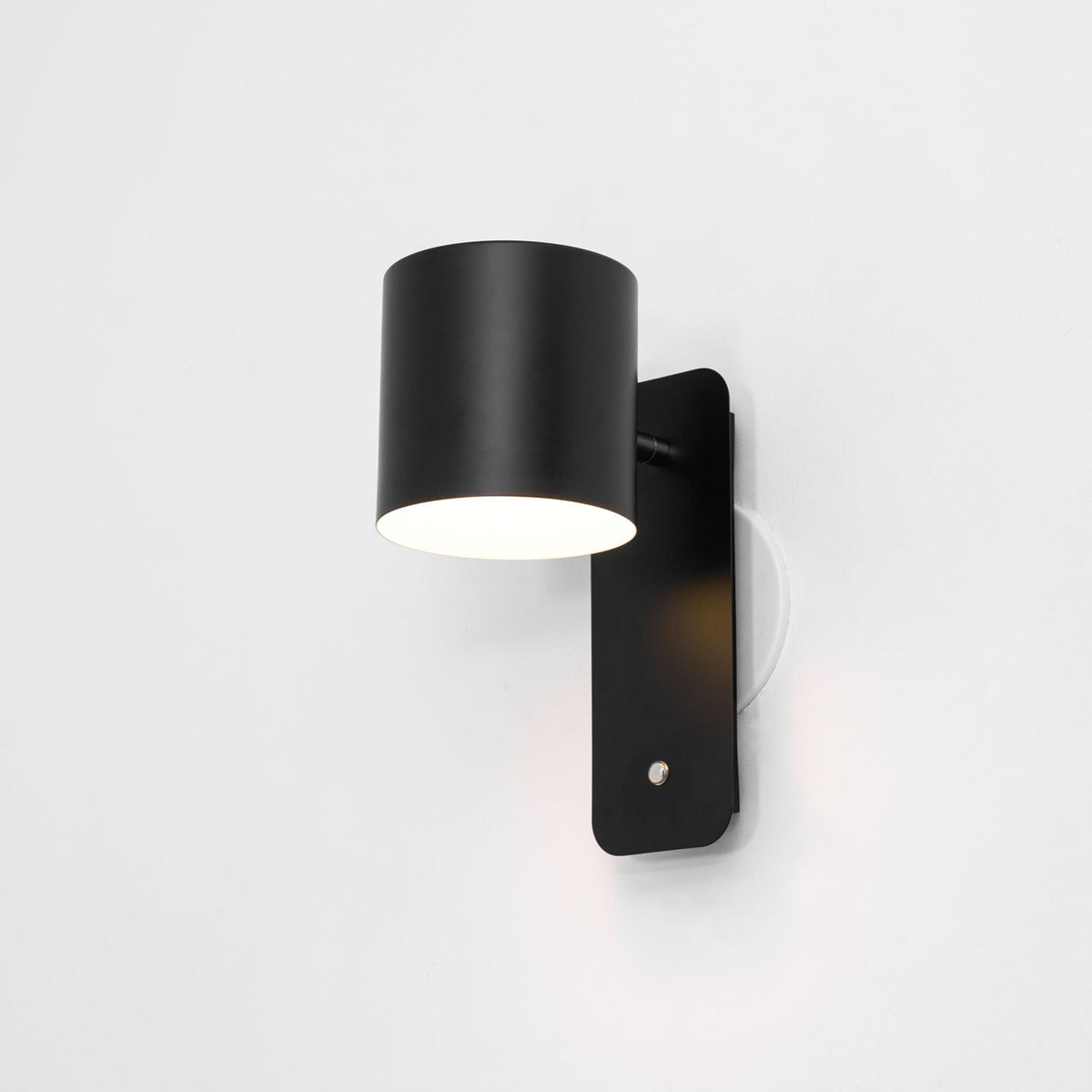 Rotatable Wall Lamp Rechargeable USB-C 350° Rotation Dimmable Touch 4 Colors | Sansoti