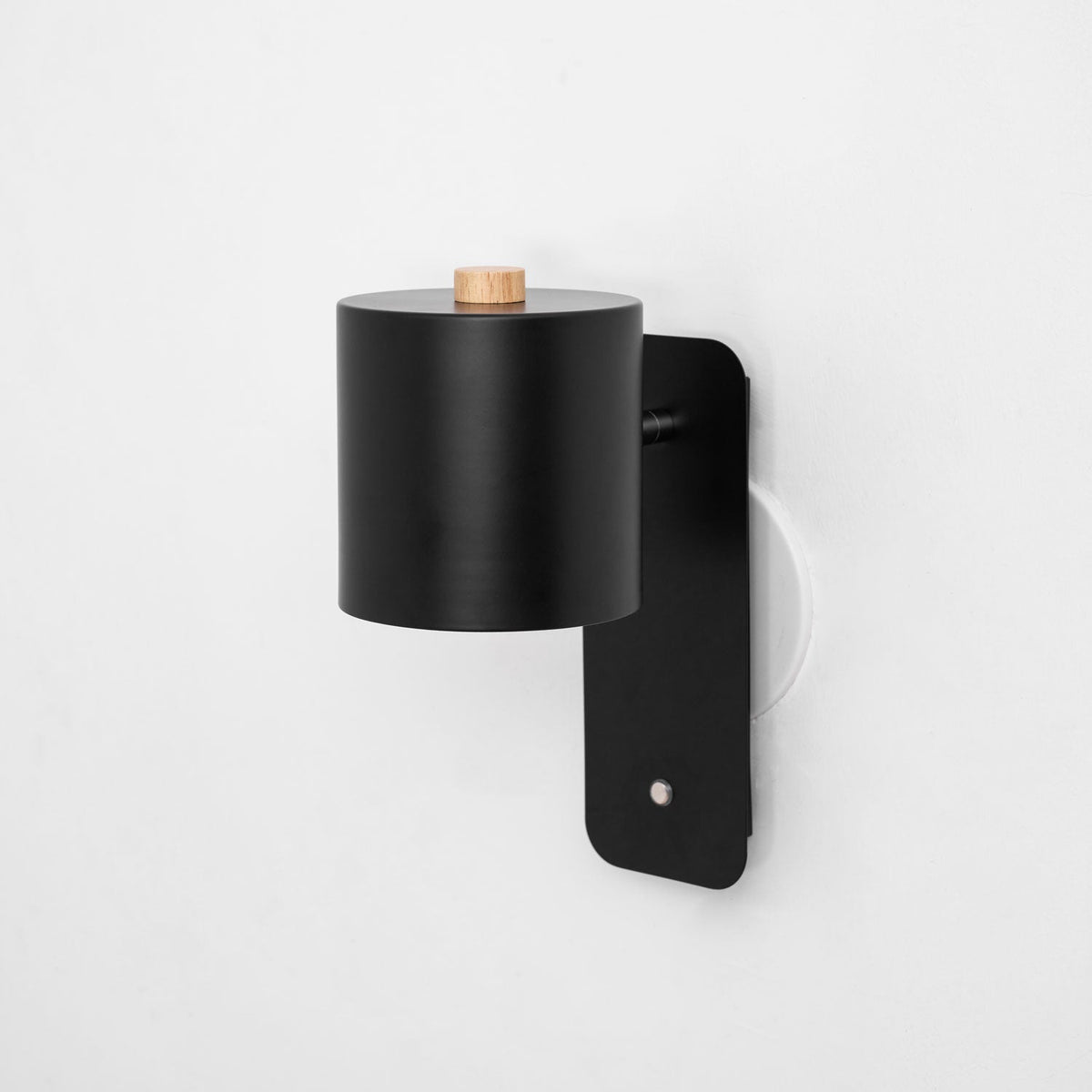 Rotatable Wall Lamp Rechargeable USB-C 350° Rotation Dimmable Touch 4 Colors | Sansoti