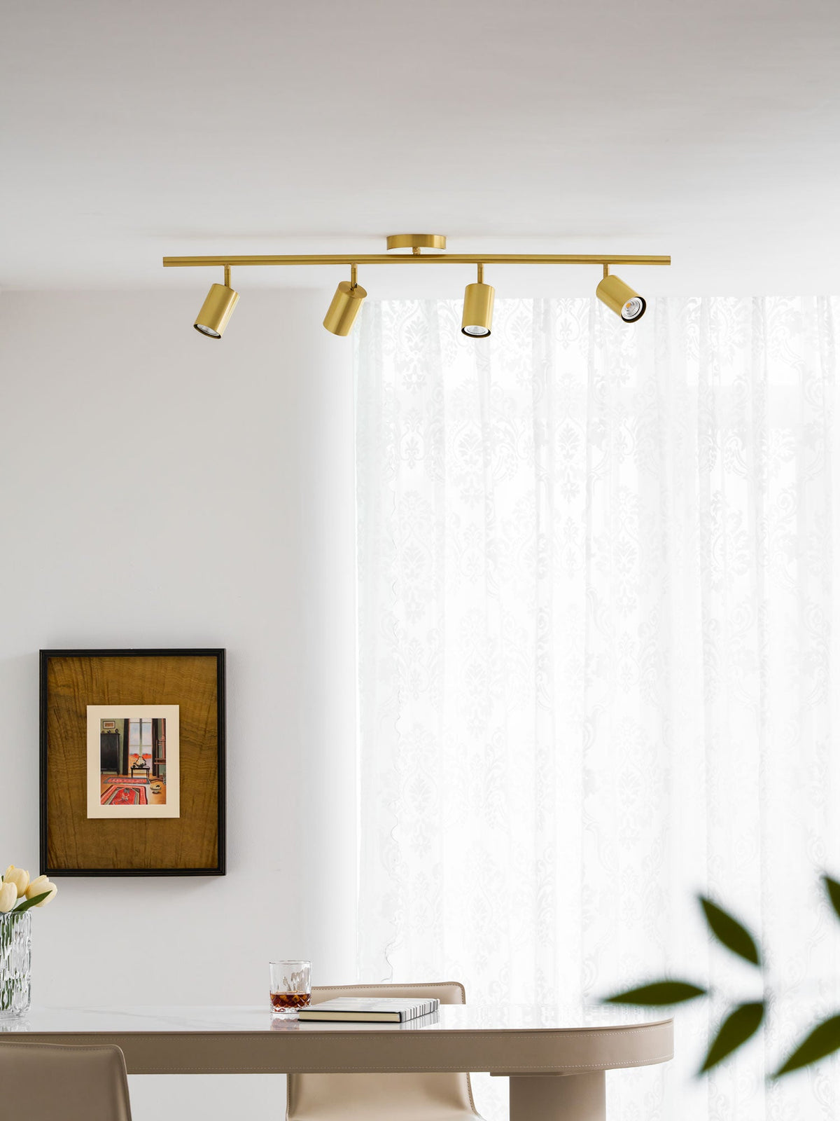 Adjustable wall lamp with brass or black finish – 2 to 4 light points | Sansoti