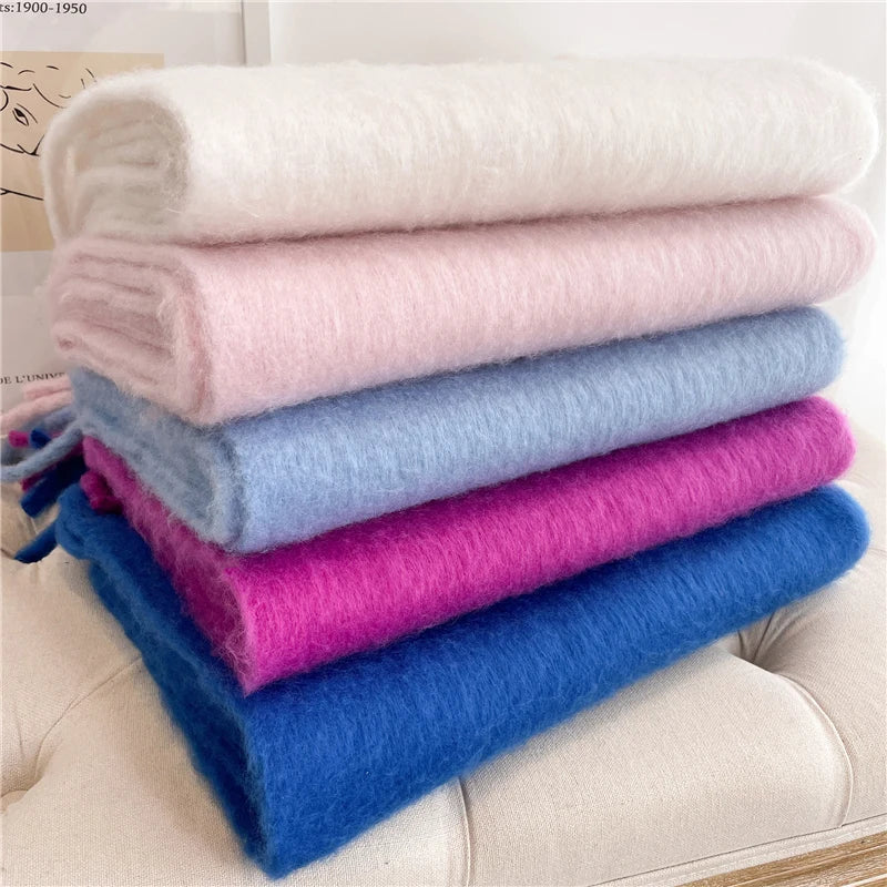Luxuriöser Winterschal mit großen Quasten für Damen, 240x38cm, Kaschmir-Optik, warmer Halsschal und Stola für die Feiertage und den Winter | Sansoti