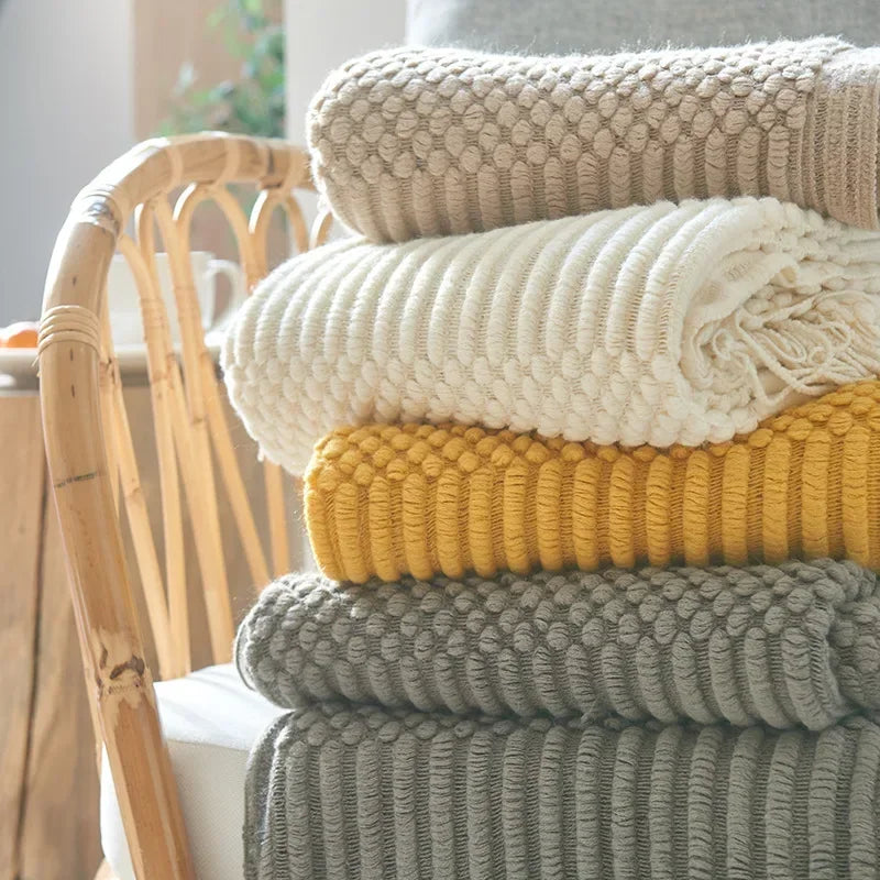 Knitted Acrylic Throw, Soft and Warm, Scandinavian Pattern, Sofa Blanket, Bedroom and Living Room Decorative Blanket | Sansoti