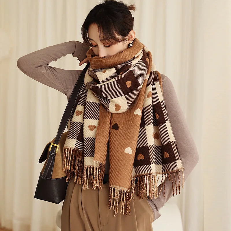 Karierter Decken-Schal in Herzform aus Polyester, Damen, winterwarm, großes Format, bequem, modischer Umhang, Accessoire | Sansoti