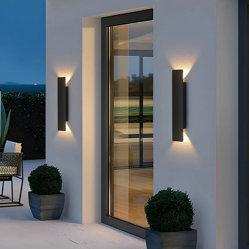 Aluminium Buitenwandlamp LED 18W Zwart Waterdicht IP65 Moderne Verlichting voor Terras Tuin en Balkon | Sansoti
