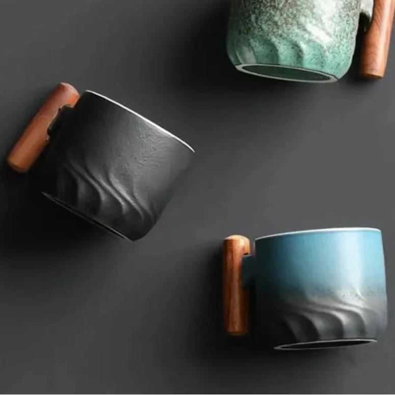 Ceramic Coffee Mug with Classic Curves and Glazed Finish | Sansoti