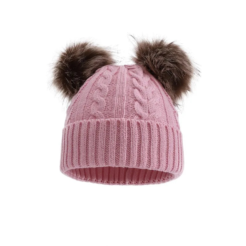 Gestrickte Wintermütze mit zwei Pompons für Damen, warmes Outdoor-Accessoire, elastisch, unifarben, lässig | Sansoti