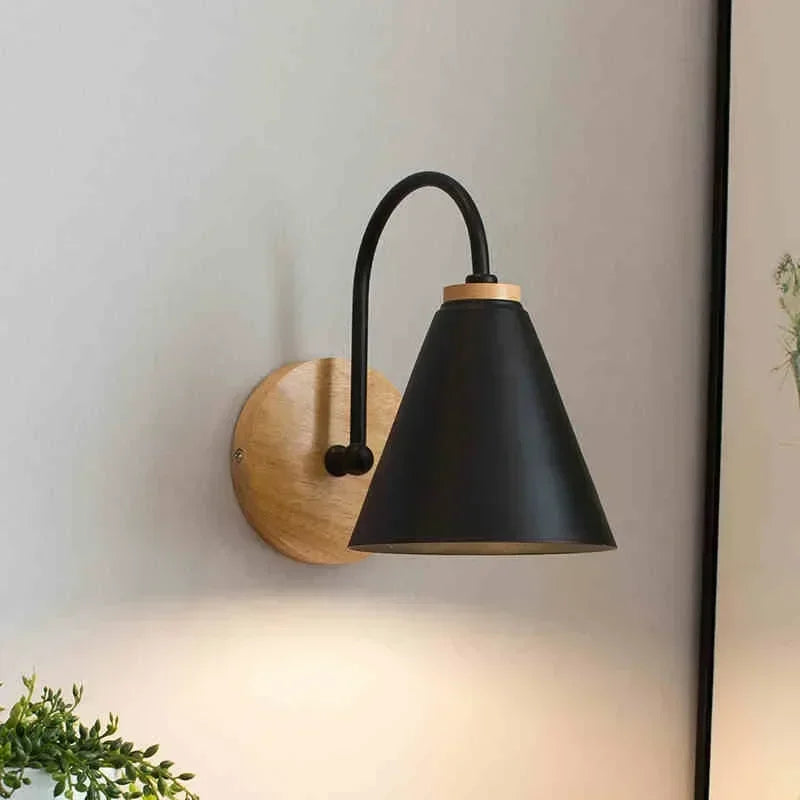 Skandynawska lampa ścienna, żelazo i drewno, czarna i biała, E27 LED, do sypialni, salonu i biura, minimalistyczna, w stylu nordyckim | Sansoti