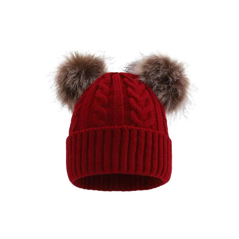 Gestrickte Wintermütze mit zwei Pompons für Damen, warmes Outdoor-Accessoire, elastisch, unifarben, lässig | Sansoti