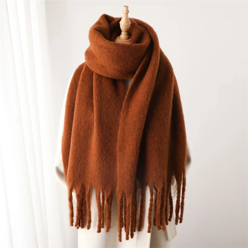 Luxuriöser Winterschal mit großen Quasten für Damen, 240x38cm, Kaschmir-Optik, warmer Halsschal und Stola für die Feiertage und den Winter | Sansoti