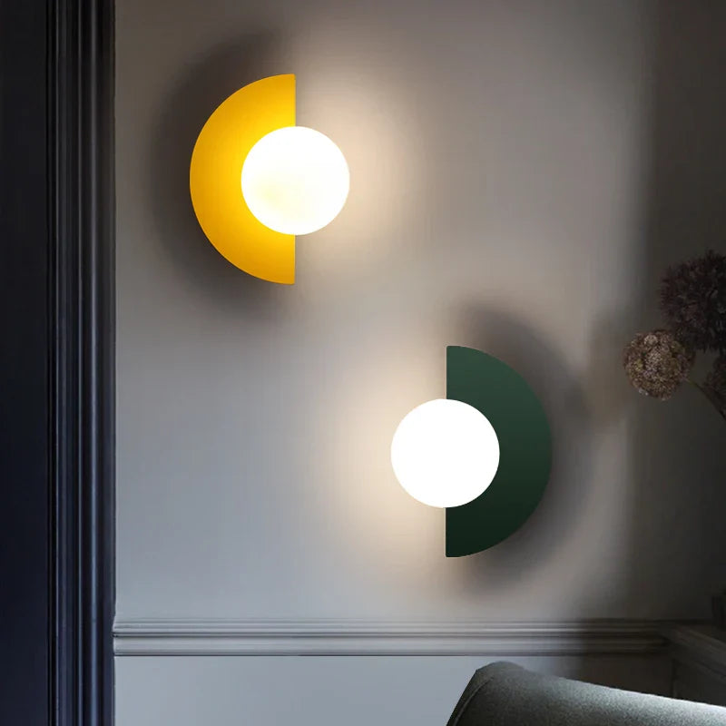 Moderne LED-Wandleuchte mit Geometrischem Design für Wohnzimmer & Schlafzimmer | Sansoti