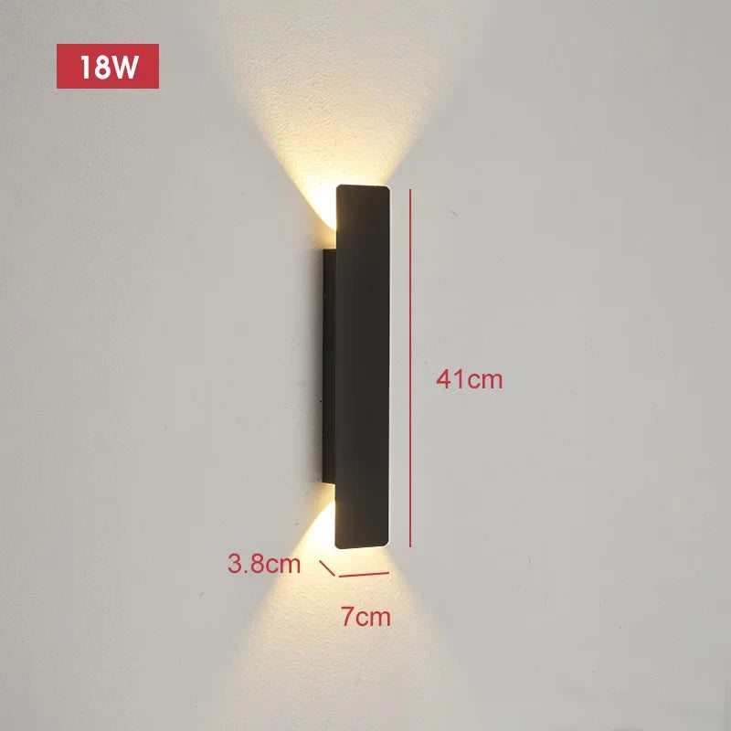 Aluminium Buitenwandlamp LED 18W Zwart Waterdicht IP65 Moderne Verlichting voor Terras Tuin en Balkon | Sansoti