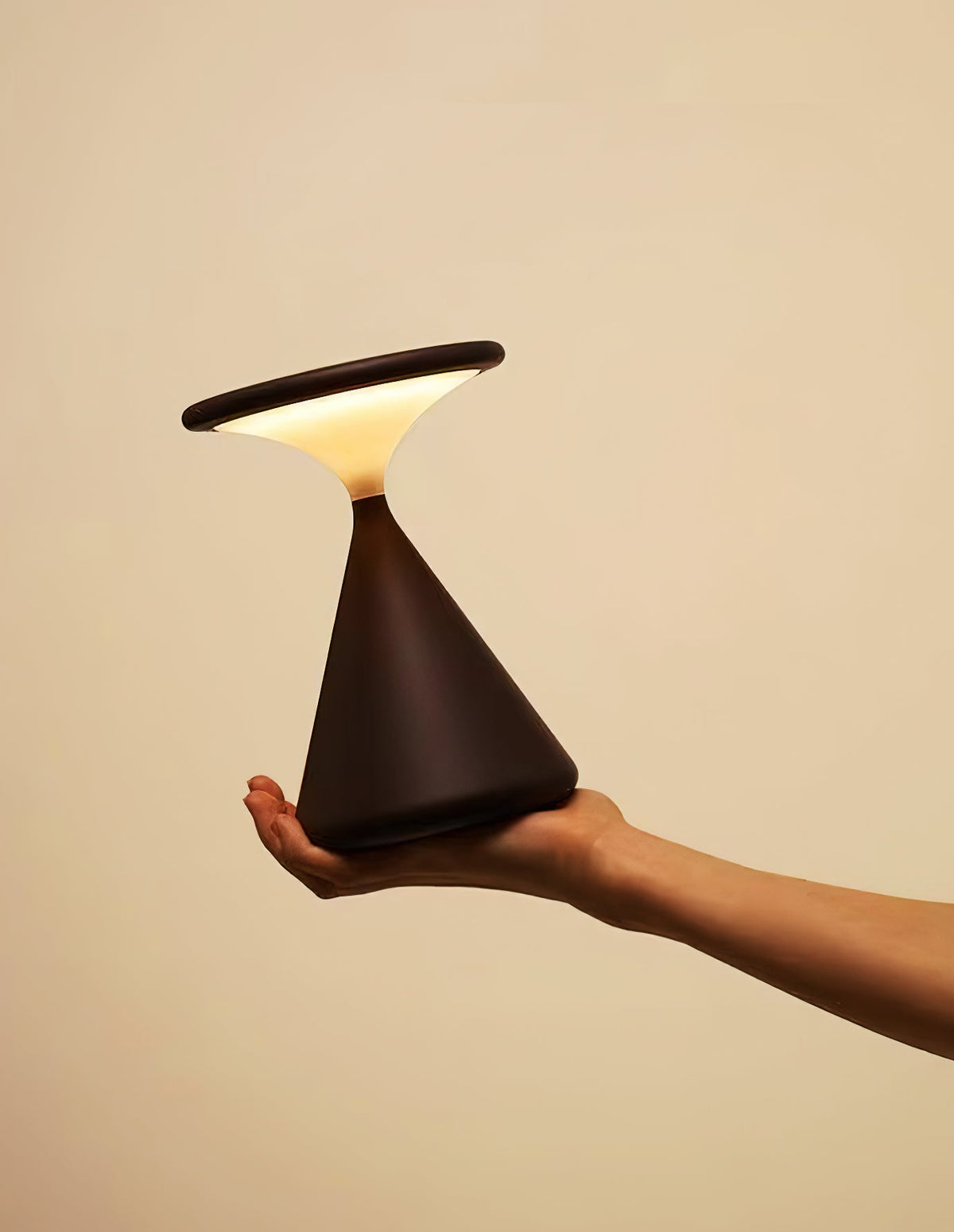 Wireless Battery Table Lamp – 5200mAh USB Rechargeable – Touch Control – Warm & Cool Light – Indoor & Outdoor | Sansoti