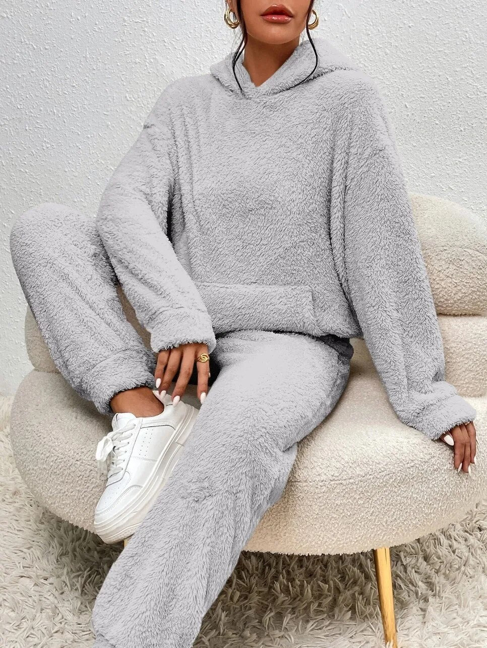 Ensemble d’intérieur en polaire teddy à capuche pour femmes, gris, beige ou vert, tenue d’hiver deux pièces avec pantalon doux | Sansoti