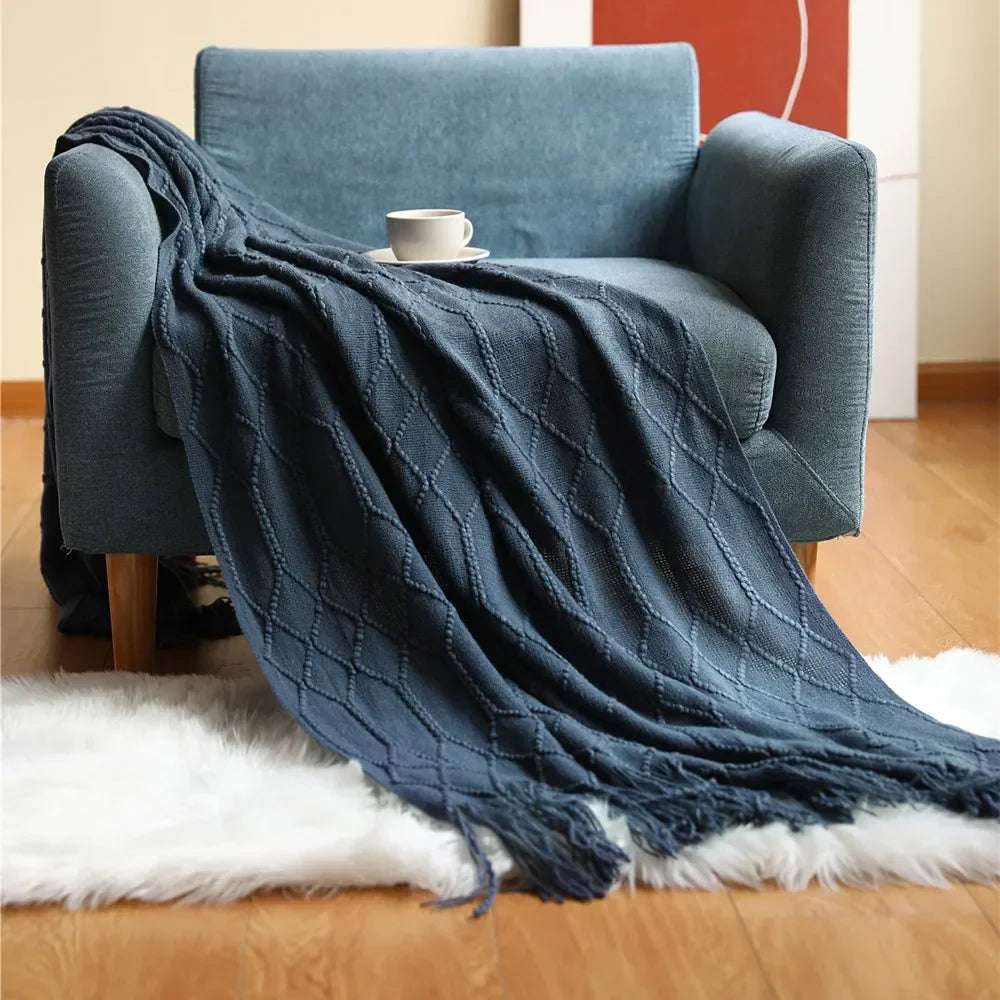 Knitted Acrylic Throw, Soft and Warm, Scandinavian Pattern, Sofa Blanket, Bedroom and Living Room Decorative Blanket | Sansoti