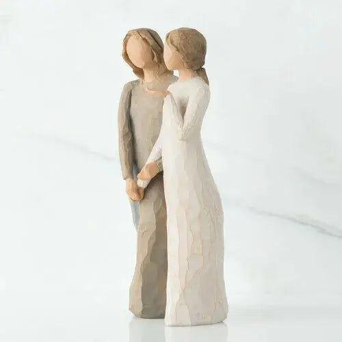 Decorative nurse figurine made of resin – handmade symbol of connection and trust | Sansoti