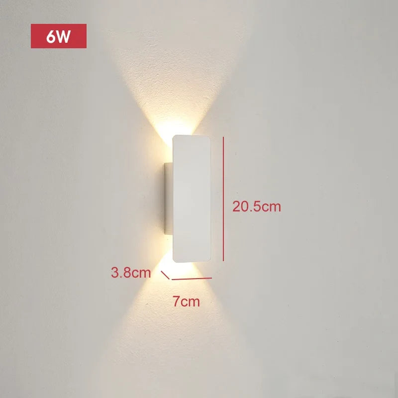Aluminium Buitenwandlamp LED 18W Zwart Waterdicht IP65 Moderne Verlichting voor Terras Tuin en Balkon | Sansoti