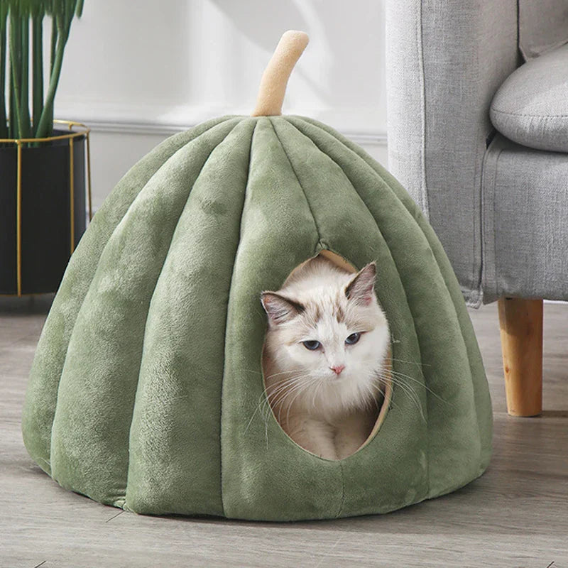 Geschlossenes Haustierbett – Warmes Plüschdesign für Katzen und kleine Hunde | Sansoti