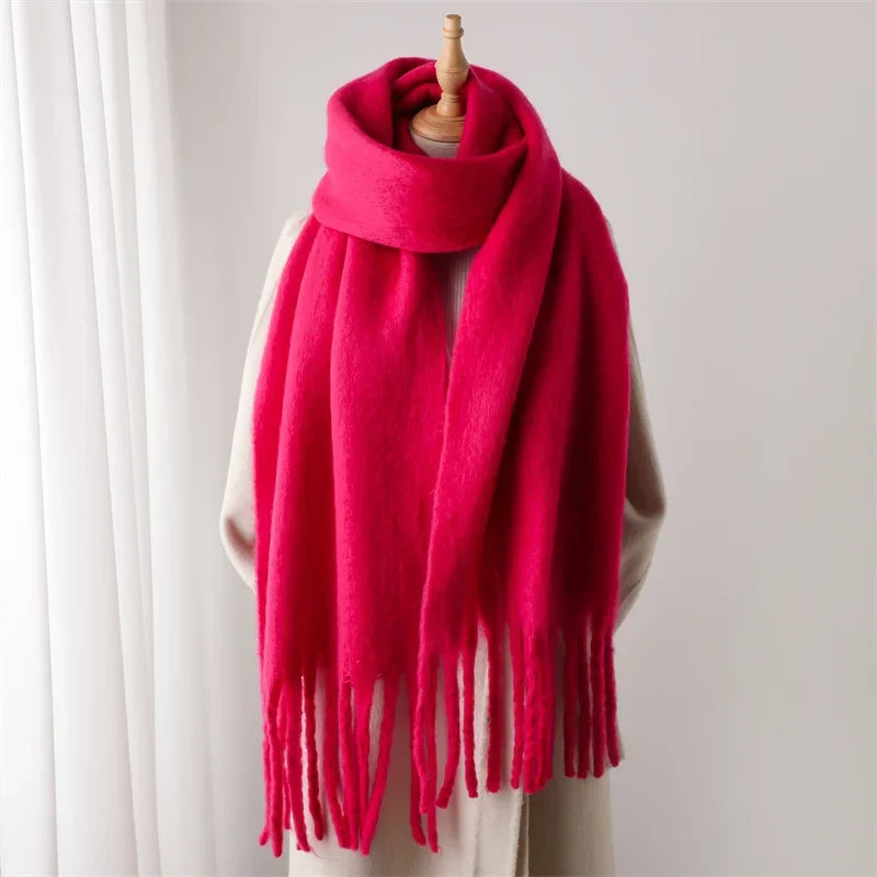 Luxuriöser Winterschal mit großen Quasten für Damen, 240x38cm, Kaschmir-Optik, warmer Halsschal und Stola für die Feiertage und den Winter | Sansoti