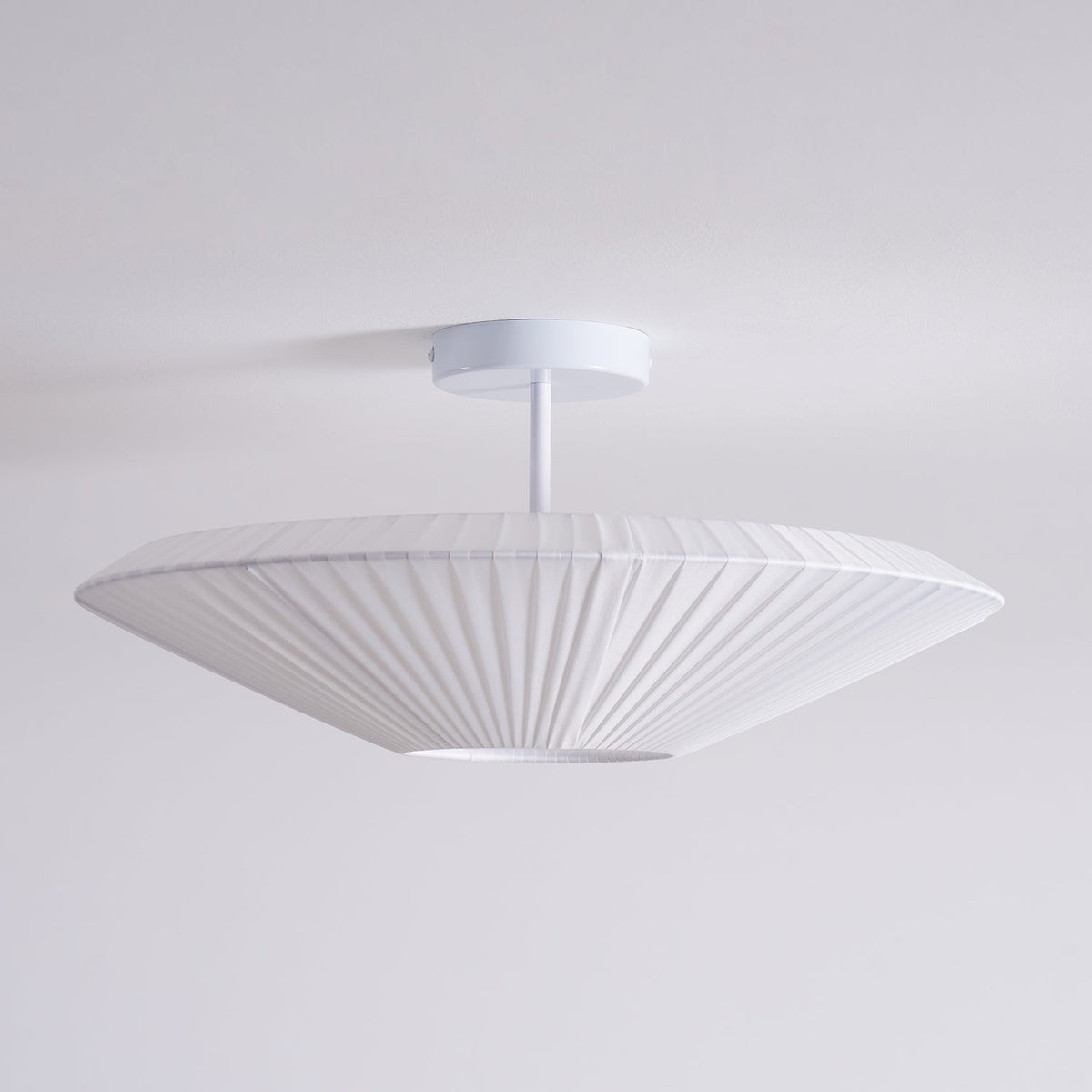 Ceiling Lamp Oriental Style Fabric Shade Soft Lighting for Dining Room Living Room Dimmable 3 Sizes | Sansoti