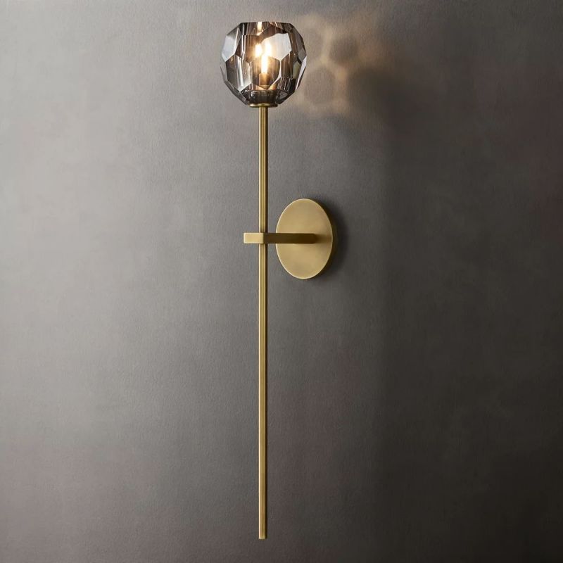Kristallen Wandlamp met Glazen Bol en Messing Afwerking voor Sfeervolle Woonkamer Slaapkamer Entree Verlichting | Sansoti