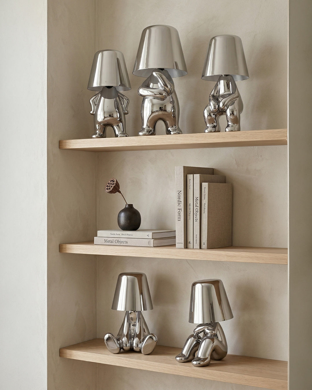Lampe de table en métal sculpture figure lumière d’ambiance tactile dimmable LED veilleuse or argent design moderne décoratif | Sansoti