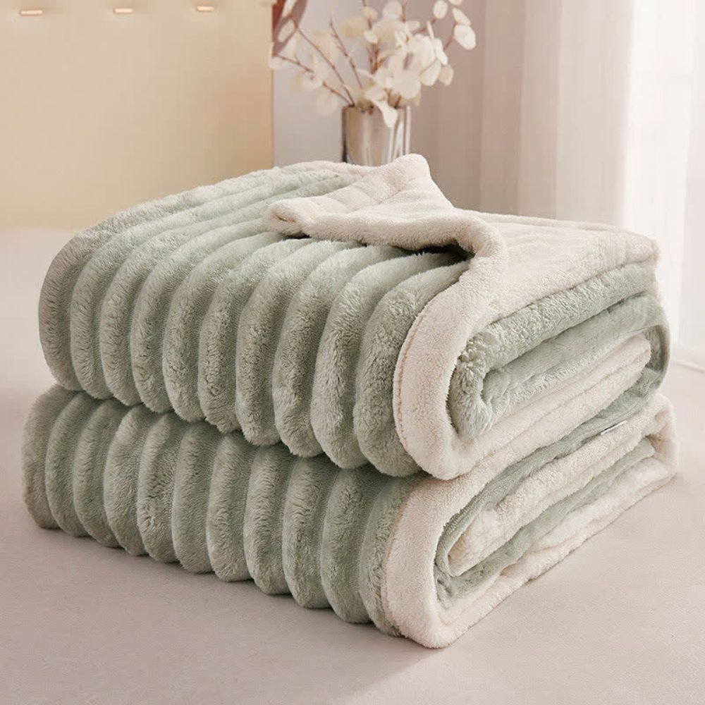 Plush Fleece Throw Double-Sided Microfiber 180x200 200x230 Cloud-Soft Warm Comfortable Living Room Bedroom Blanket | Sansoti