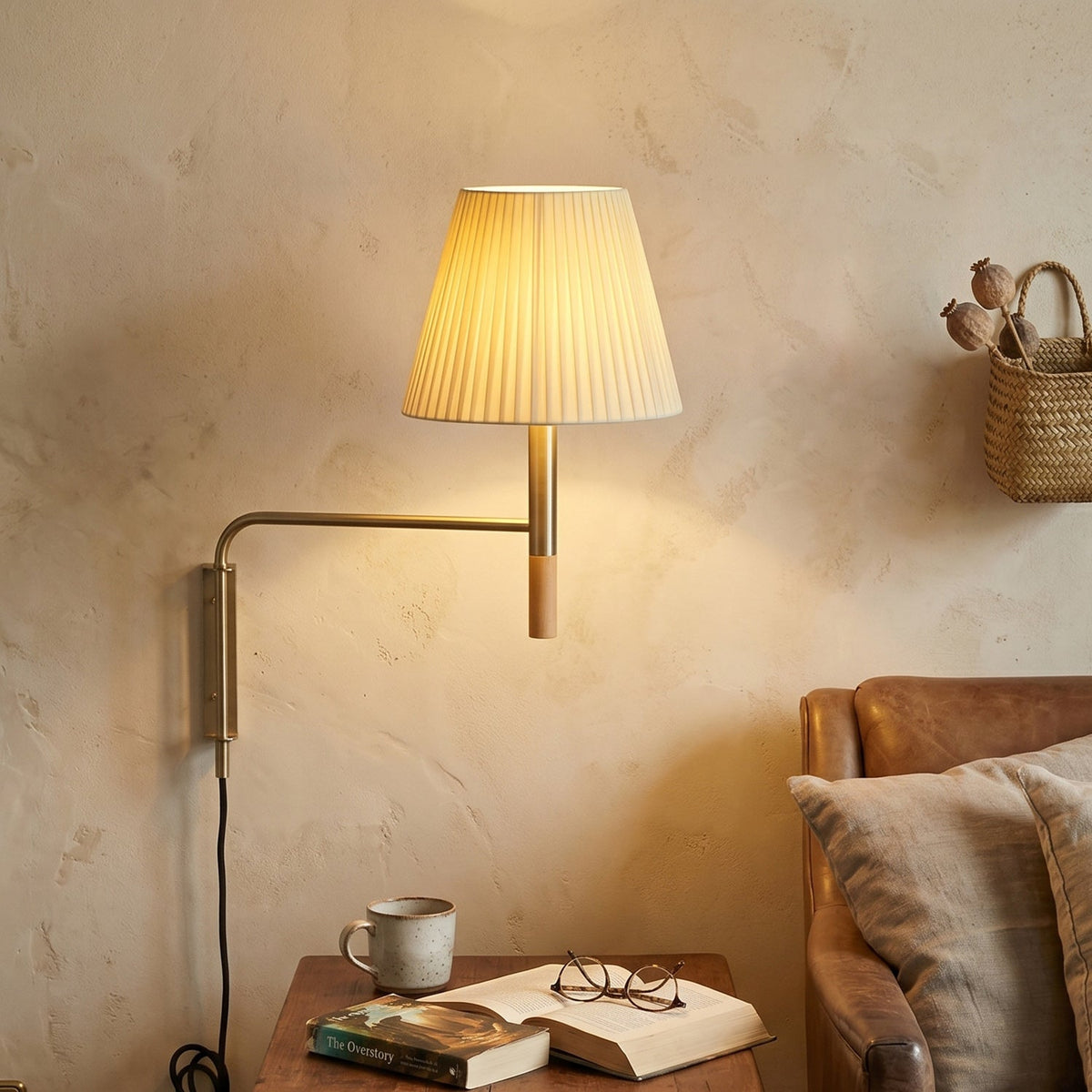 Adjustable Wall Lamp with Swivel Arm – Modern Design Reading Lamp with Hand-Knitted Parchment or Pleated Shade | Sansoti