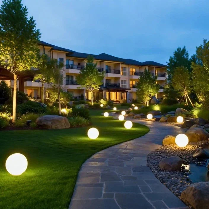 Round LED solar-powered garden light, ambient lighting for garden or patio, waterproof, with remote control, 16 colours | Sansoti